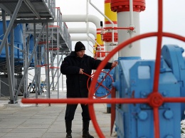 Россия прокачивает через Украину вдвое меньше газа, чем должна по контракту