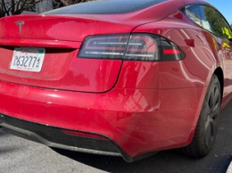 Новую Tesla Model S засняли на улице