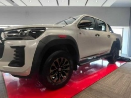 Toyota Hilux прокачали перед дебютом Ranger Raptor