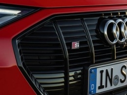 Первые изображения новой Audi RSQ6 e-tron