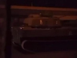В Сети появились видео передвижений военной техники в Донецке