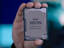 Intel откладывает выход нового серверного процессора