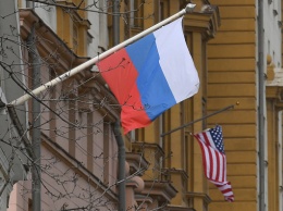 Байден объявил о санкциях против двух российских банков и суверенного долга РФ