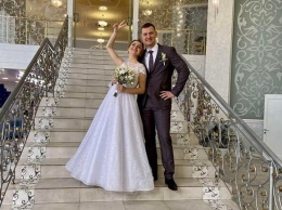 Сколько пар поженились в зеркальную дату в Запорожье