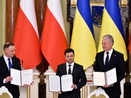 Президенты Польши и Литвы приехали в Киев и официально поддержали вступление Украины в ЕС