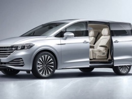 Модернизированный минивэн Volkswagen Viloran вышел на китайский рынок