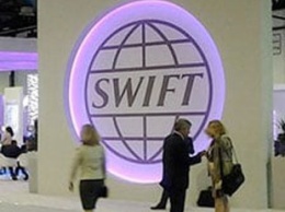ЕС утвердил отключение банков России от SWIFT