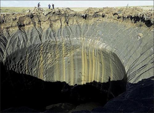 Нибиру крадет Землю: Провалы грунта по всему миру доказывают параллельность миров - уфологи