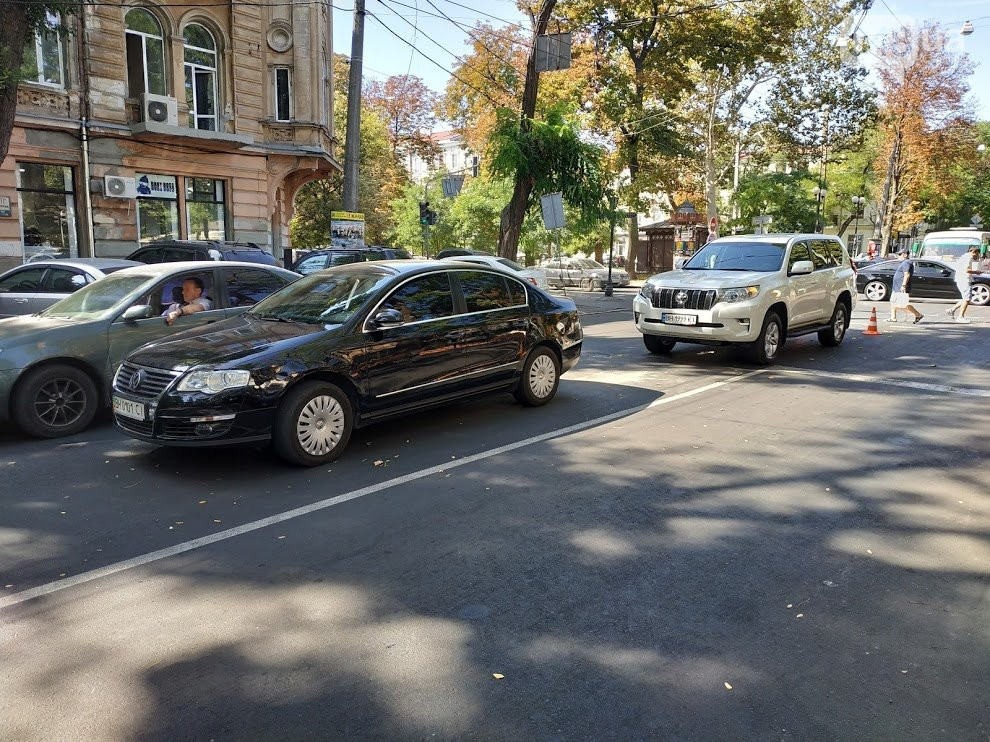 Авария в центре Одессы: водителя увезла скорая, - ФОТО