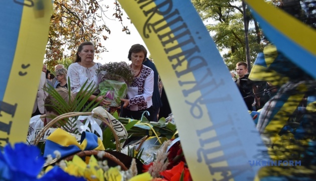 В Киеве прошел митинг-реквием и молебен по жертвам депортации 1944-1951 годов