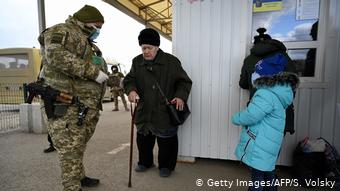 В Донбассе по-прежнему карантин? Когда откроют КПП