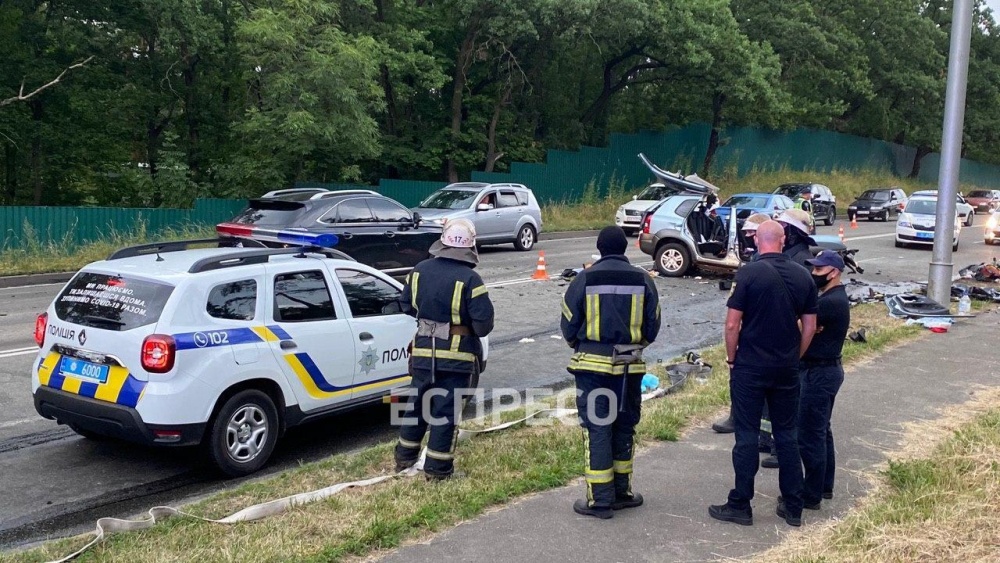 В Киеве по вине пьяного водителя произошло жуткое ДТП, погибли 4 человека