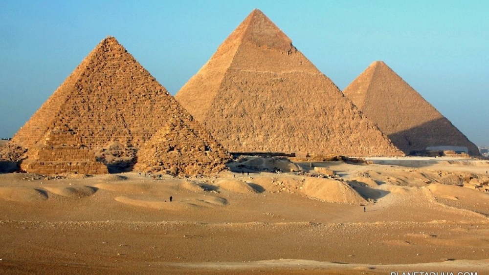 Власти Египта пригласили Илона Маска исследовать пирамиды