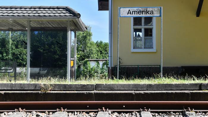 В Германии есть своя Америка. Туда можно перейти по мосту (фото)