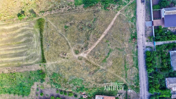 В сети показали древний курган расположенный в селе под Мелитополем (фото)