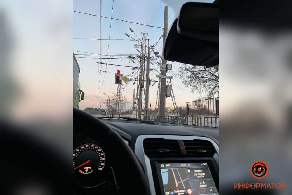 На улице Набережная Заводская в Днепре установили камеру контроля скорости