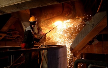 Металлургический гигант Tata Steel продаст предприятия в Британии