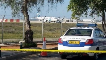 Угонщик египетского самолета сегодня предстанет перед судом