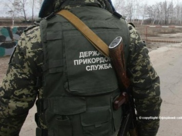 Пограничники зафиксировали полеты 10 российских вертолетов над Крымом