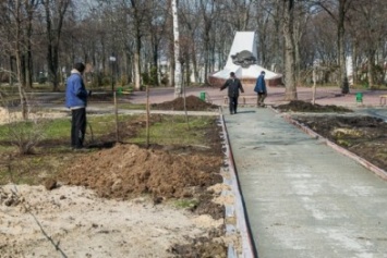 В Харькове начался ремонт памятника чернобыльцам