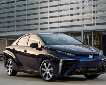 Водородная Toyota Mirai покоряет Скандинавию