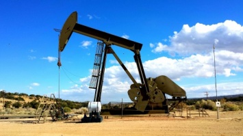 Нефть подешевела ниже $39 после роста запасов в США