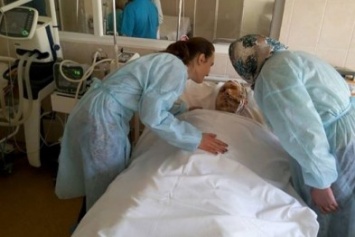 В реанимацию больницы имени Мечникова доставили офицера, подорвавшегося на мине