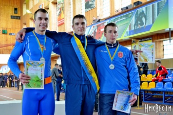 В Николаеве состоялось торжественное открытие Всеукраинских соревнований по пожарно-прикладному спорту в помещениях