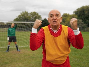 Ученые: Футбол продлит жизнь пожилым мужчинам