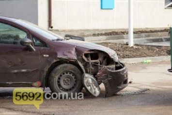 В Днепродзержинске произошло ДТП на проспекте Аношкина