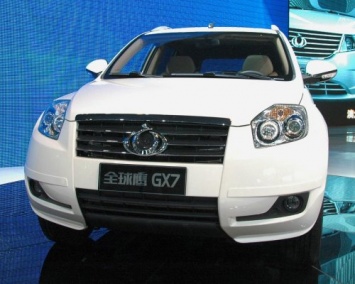 Разработчик обновит кроссовер Geely GX7 и даст ему новое имя