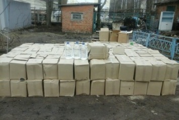 В Сумах на территории одного из медицинских учреждений обнаружили 4000 л контрабандного спирта (ФОТО)