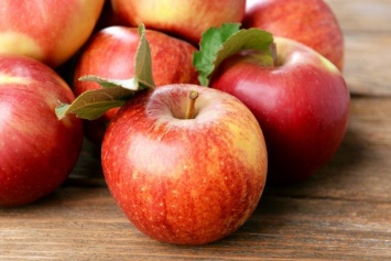 Риск преждевременной смерти снижается при употреблении яблок