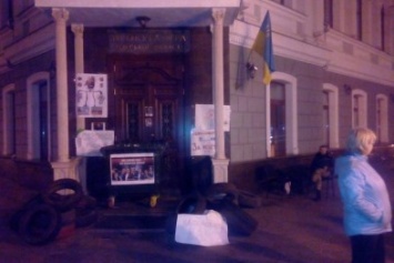 Прокурорский майдан: Одесситы ужесточают протест (ФОТО)