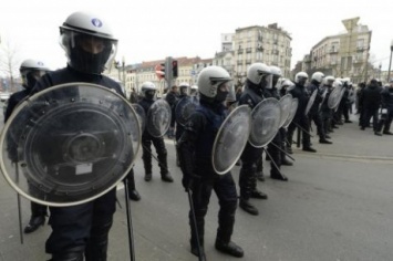 В Брюсселе столкновения протестующих и полиции: 32 задержанных