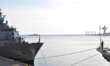 В Одессу с визитом прибыли два корабля ВМС Турции