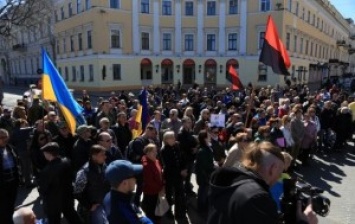 В Одессе продолжается акция протеста против прокурора Стоянова