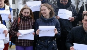 Дончане призвали голландцев поддержать Украину на референдуме