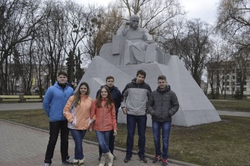 Криворожские школьники продолжают путешествовать Украиной (фото)
