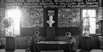 Краеведческий музей оцифровал уникальные фото уездного города после революции 1917 года