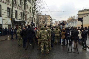 Активисты Харькова и Одессы серьезно настроены забросать своих прокуроров яйцами