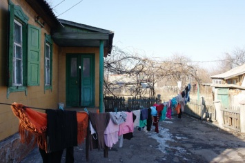 В Херсонской обл. полиция установила личность матери, которая выбросила новорожденного сына с кляпом во рту