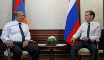 Синьор едет в гости к вассалу: глава правительства РФ едет в Ереван для встречи со своим армянским коллегой Абраамяном