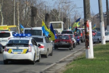 Митинг за рулем: одесситы устроили автопробег против Стоянова (ФОТО, ВИДЕО)