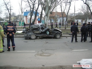 «Родители погибших претензий иметь не будут»: виновник страшного ДТП в Николаеве надеялся, что потерпевшие заберут заявление