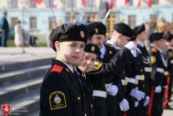 В Симферополе прошла акция «Звезда нашей Великой Победы» (ФОТО)