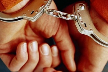Сотрудники ялтинской полиции задержали подозреваемого в совершении кражи из автомобиля