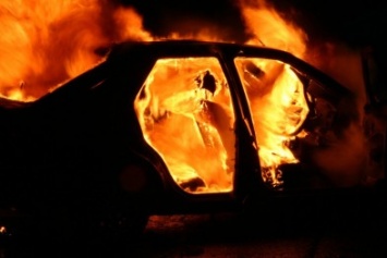 В Сумском районе в салоне сгоревшей машины обнаружено тело человека