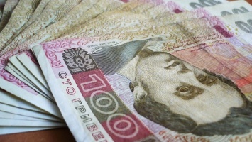 Госстат: средняя зарплата киевлян в феврале составила 7886 грн