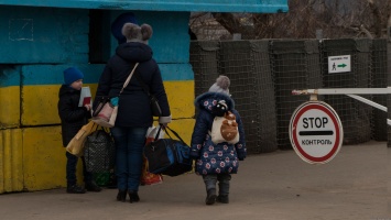 С 8 апреля КПВВ "Станица Луганская" временно прекращает работу, - пресс-центр АТО